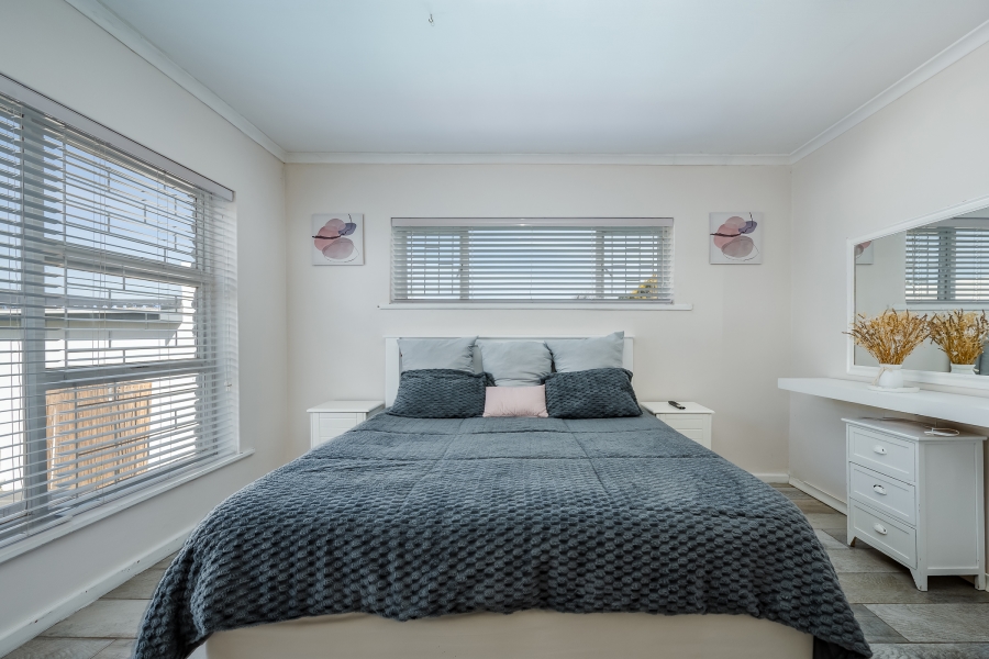 4 Bedroom Property for Sale in Briza Western Cape